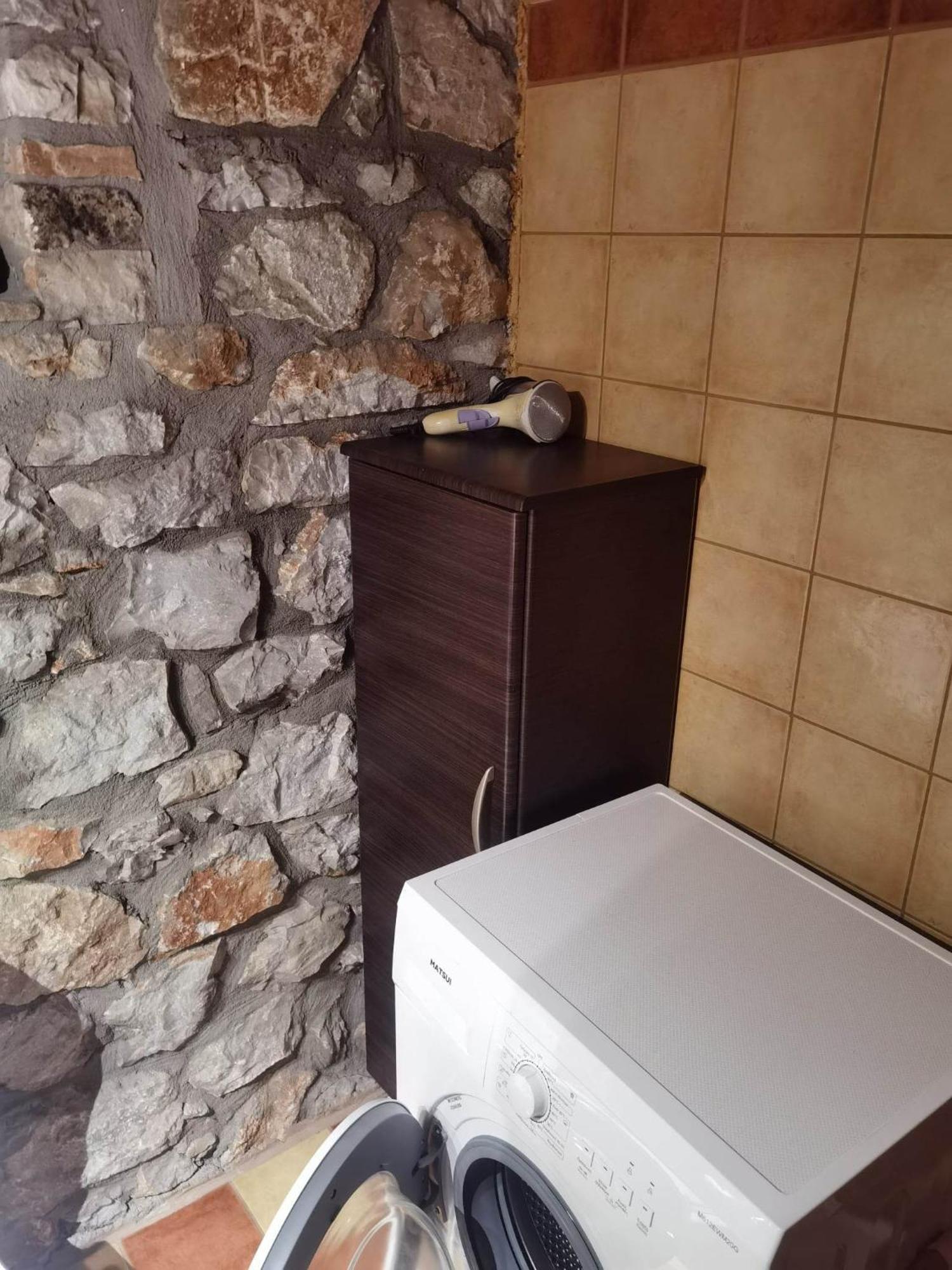 Traditional Stone Cottage in Palio Elatohori Esterno foto